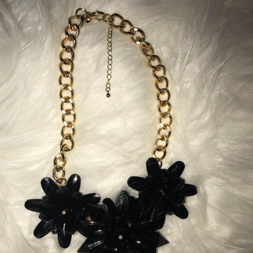 Necklace - Picture 2 of 2